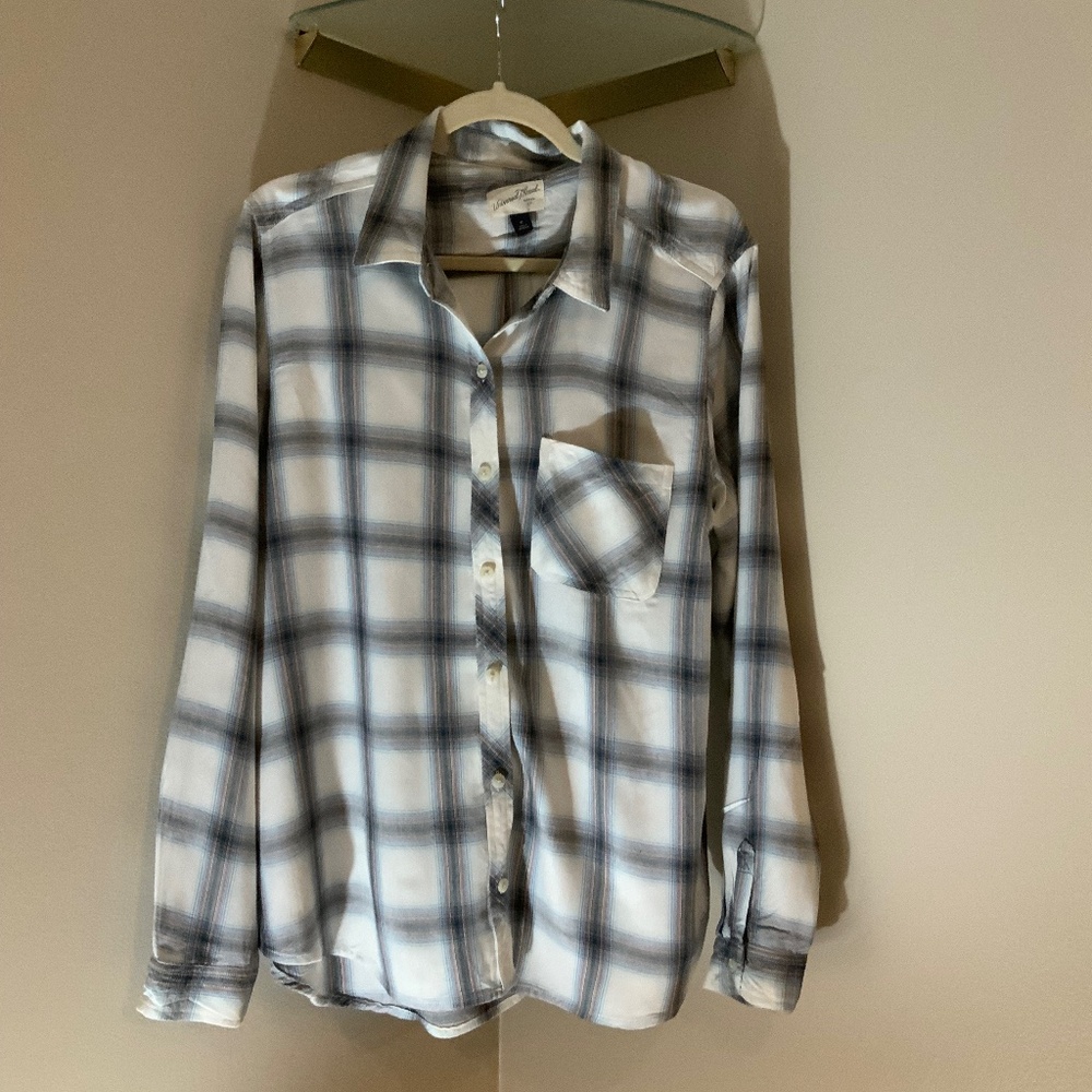 Universal Thread White Green Orange Blue Plaid XL Lightweight Button up Flowy